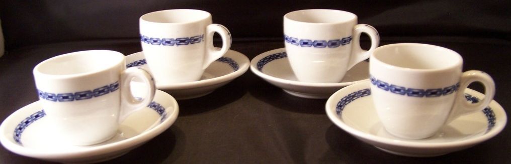 US Navy Wardroom Linked Chain Pattern Dinnerware