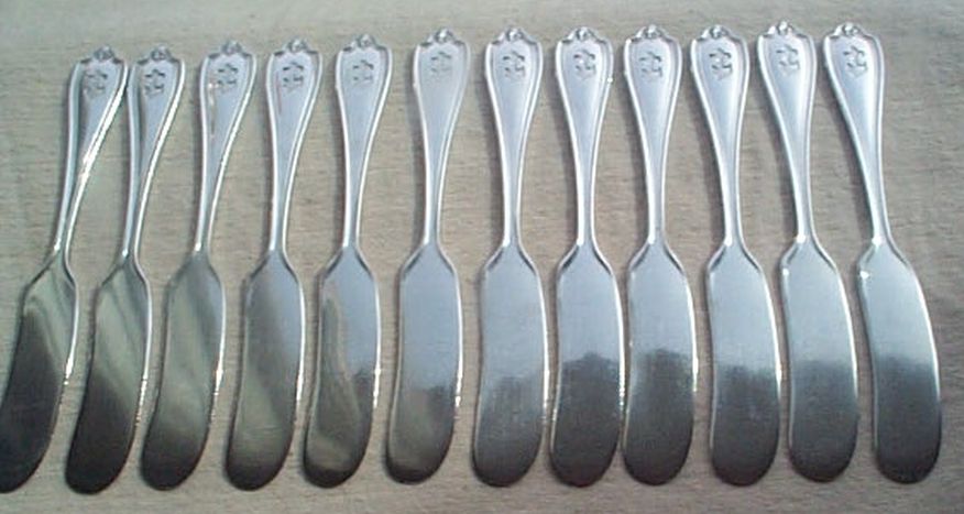 US Navy Silverplate Personal Butter Knife by International Silver Co ca 1913, New Grecian Pattern with Fouled Anchor