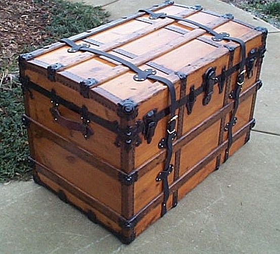 Antique Trunk #223