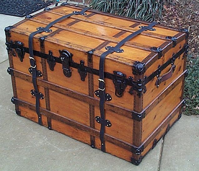 Antique Trunk #223