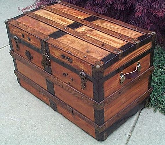 Antique Trunk #230