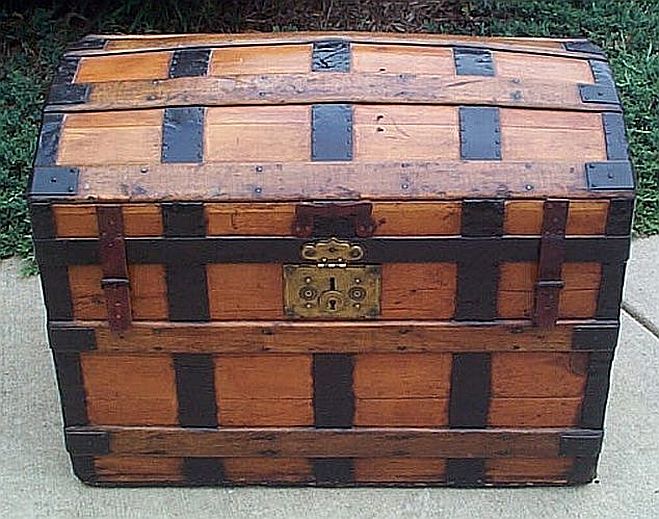 Antique trunk #233