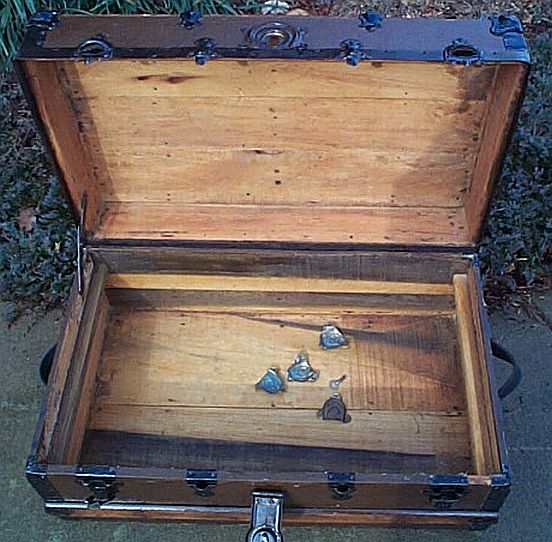 Antique Trunk #264