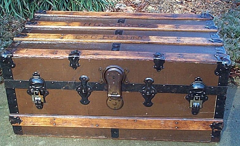 antique trunk identification