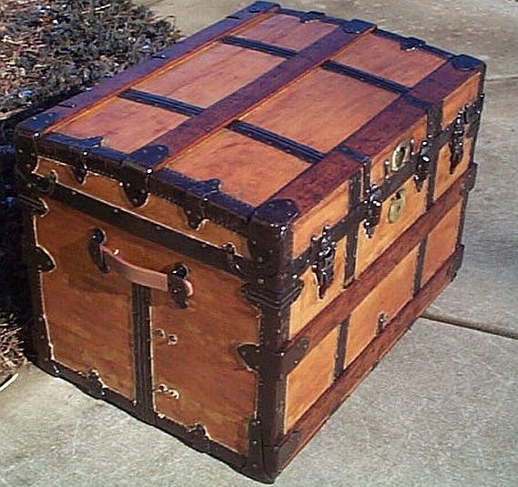 Antique Trunk #268