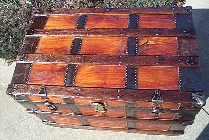 Antique Trunk #269