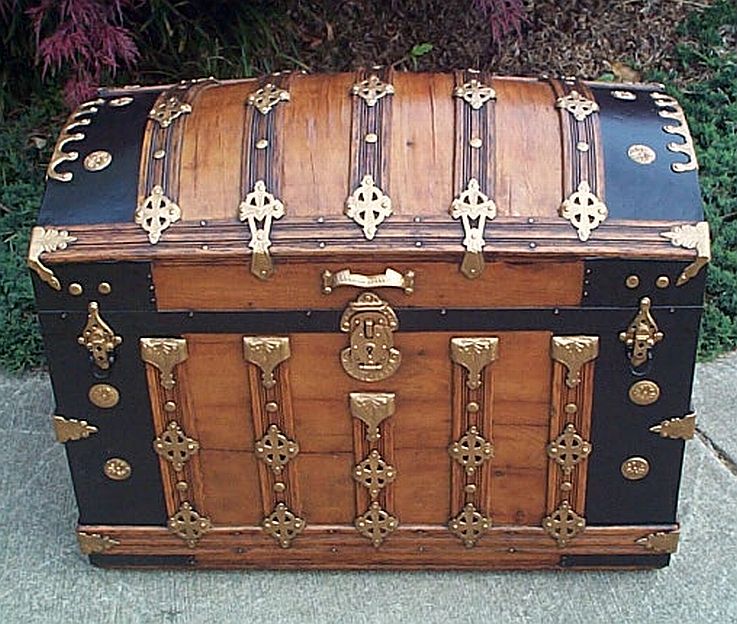 Vintage Wooden Trunk 111