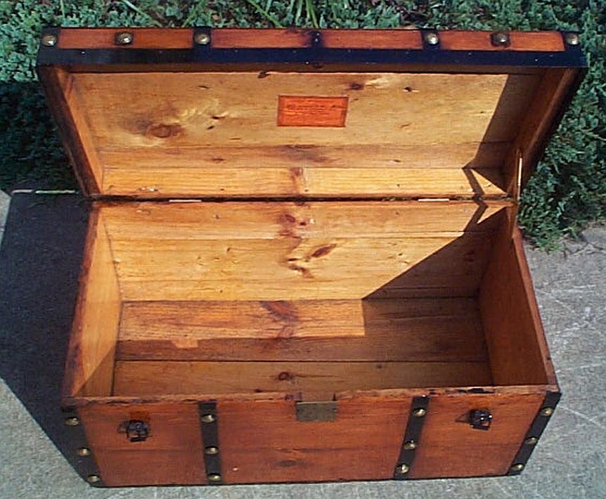 Restored antique steamer trunks for sale - Dome Tops, Flat Tops, Roll Tops - All Wood, Leather ...