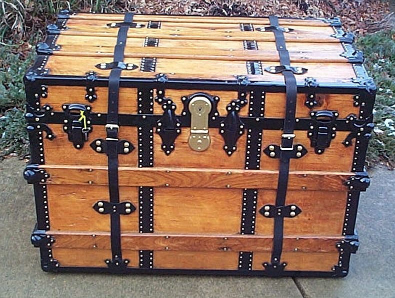 Antique Steamer Trunk - antiques - by owner - collectibles sale - craigslist