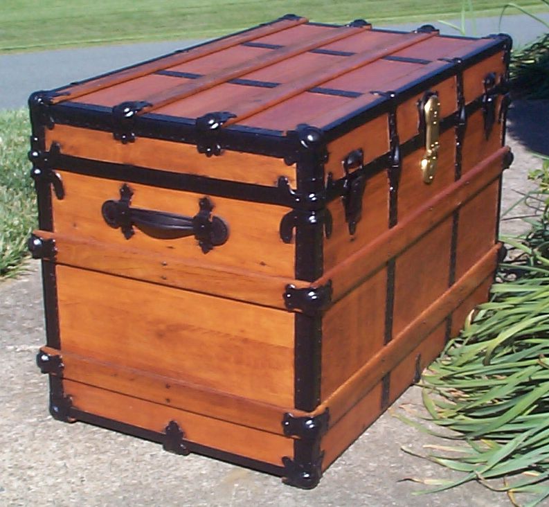 763 Restored Antique Trunks For Sale Dome Tops Humpbacks Flat Tops