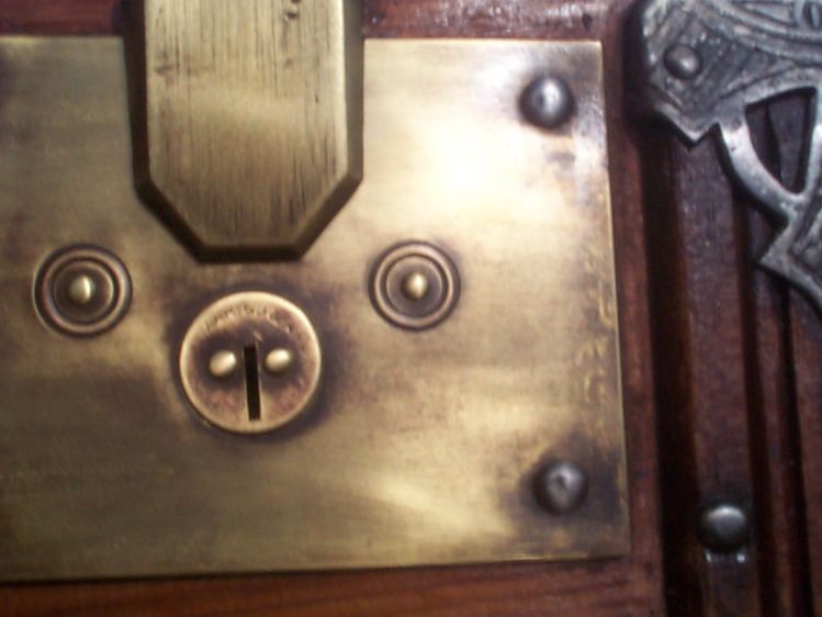 859 Restored Antique Trunks For Sale Oak Slat Trunk Dome Tops Humpbacks Flat Tops and Roll