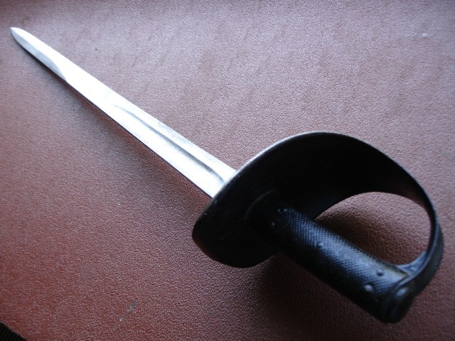 British Royal Navy P1901 cutlass