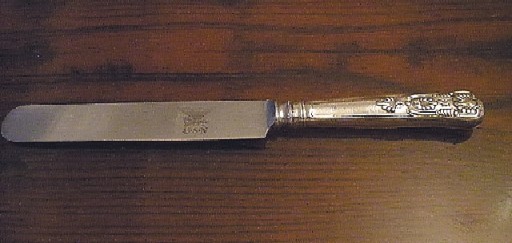captain dinner knife