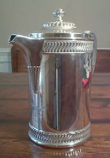 ice water decanter lined with ceramic