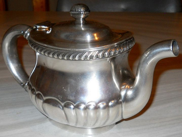 pre-WWII captains mess silverplated teapot musuem quality