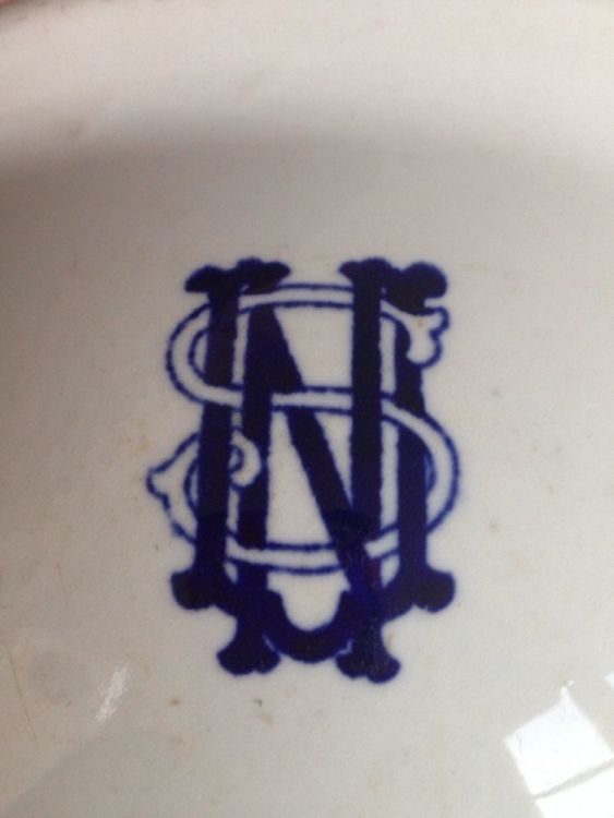 ca 1860s-1880s stylized usn monogram on wash basin