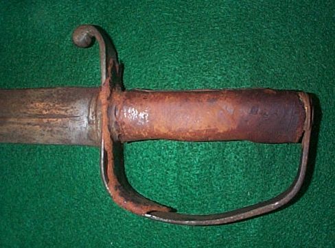 espada ancha cutlass broad sword with mystical markings