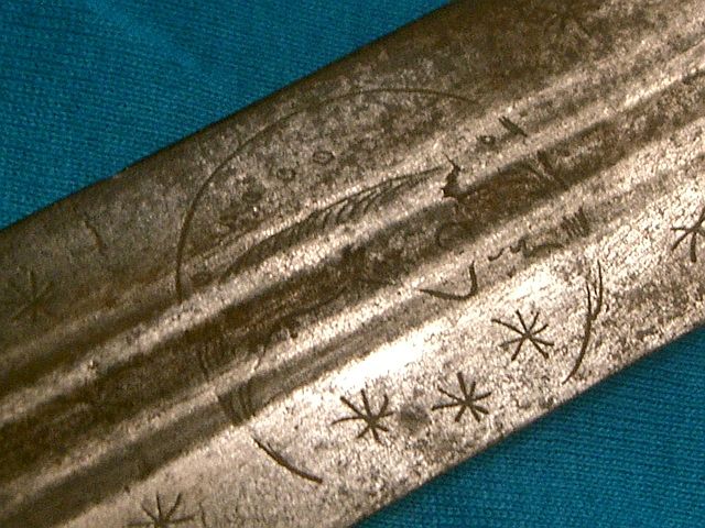 espada ancha cutlass broad sword with mystical markings