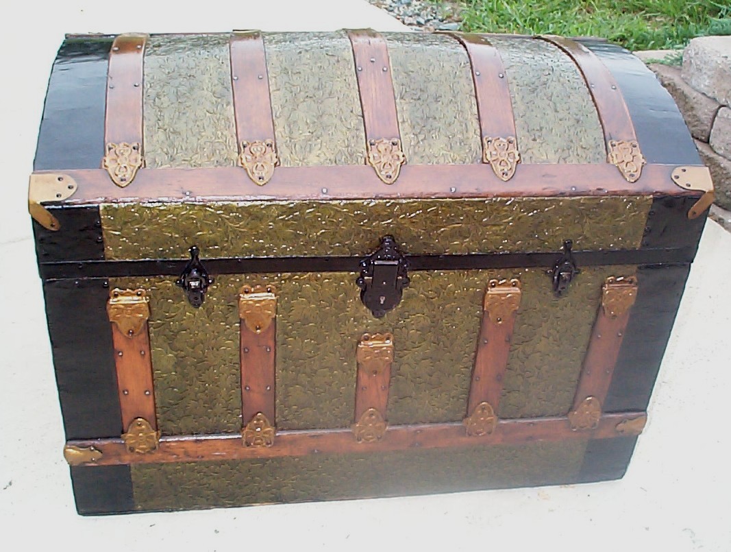 Pirate Treasure Chest Handcrafted Walnut or Mahogany 11.5" - All Wood Med 