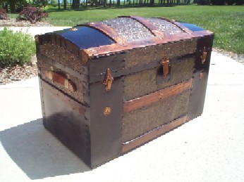 1895 LARGE Antique Dome Top Pirate Sea Chest'; return true