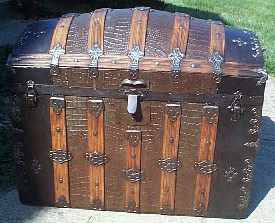 Dome Top Antique Trunk Victorian Era, How To Open A Storage Trunk Without Key